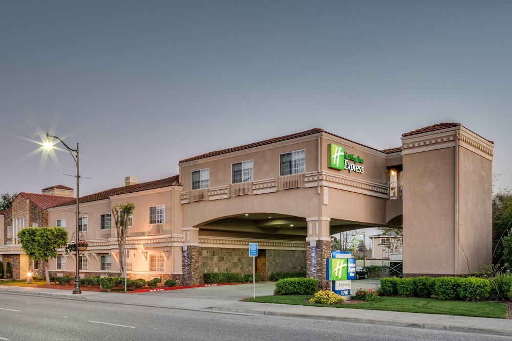 Holiday Inn Express & Suites Santa Clara