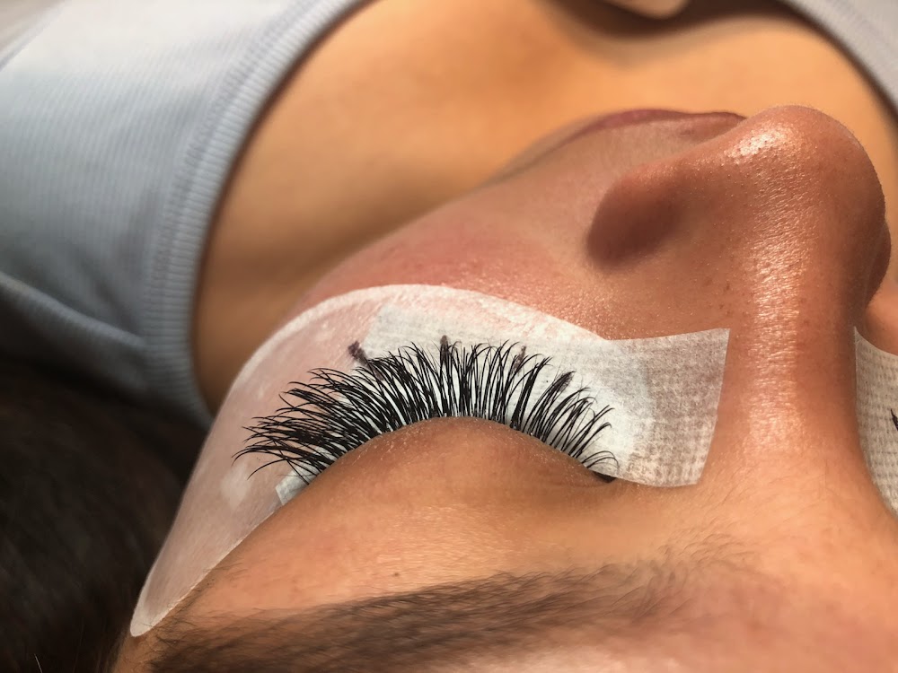 Mon Cherie Lash & Esthetician spa