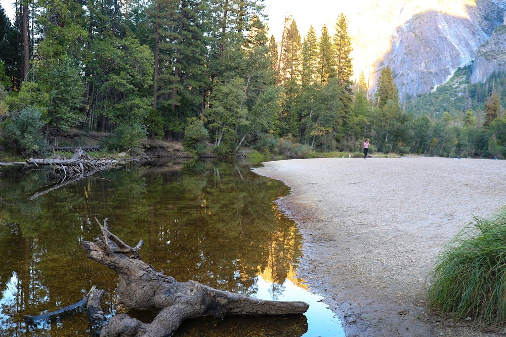 Cathedral Beach Picnic Area