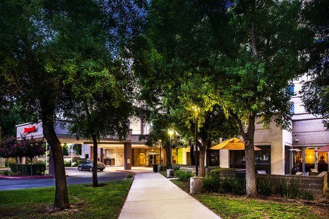 Visalia Marriott at the Convention Center