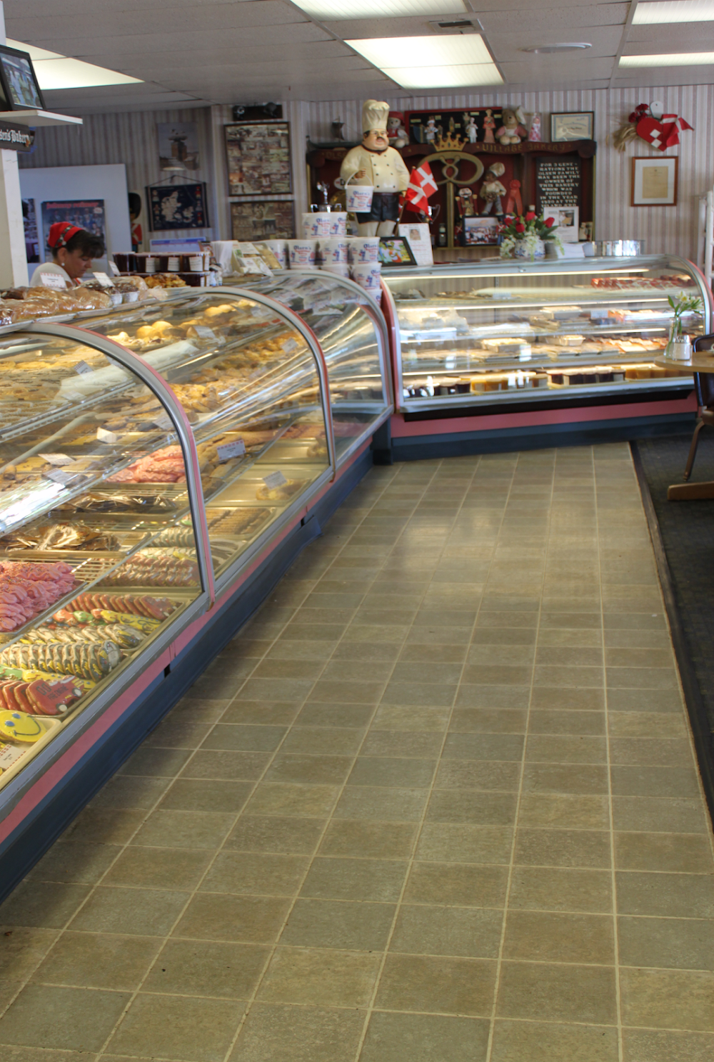 Olsen's Danish Village Bakery