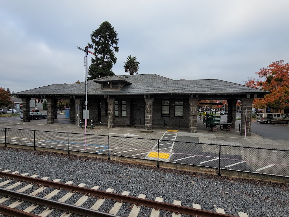 Santa Rosa Downtown Train Station