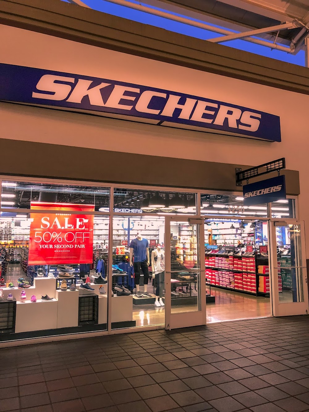 SKECHERS Factory Outlet