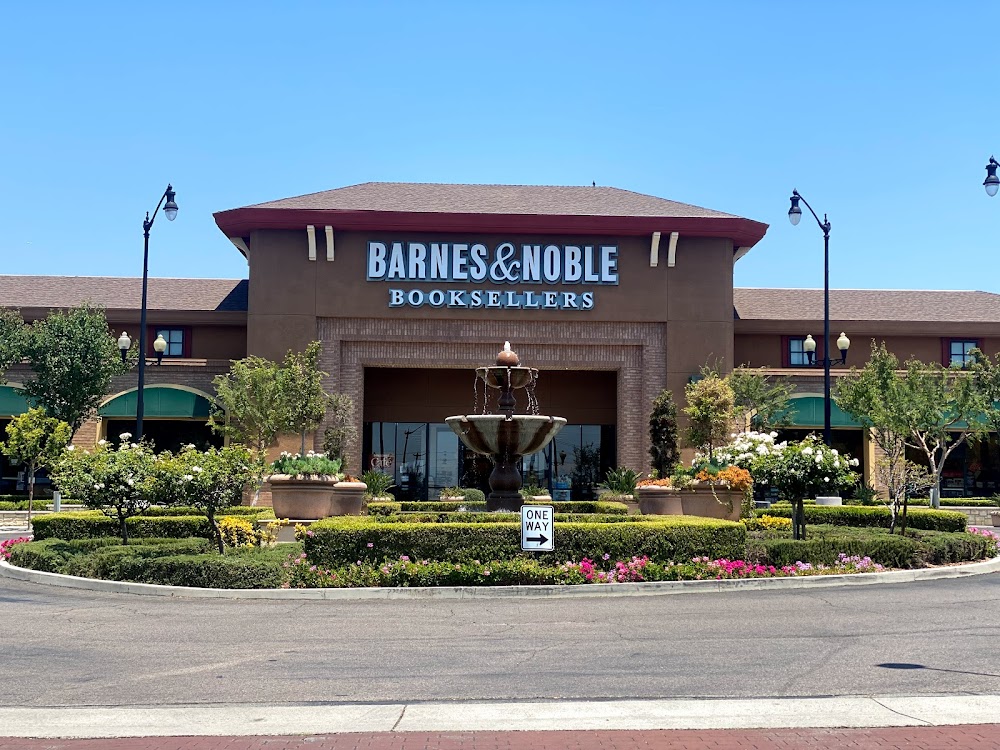 Barnes & Noble