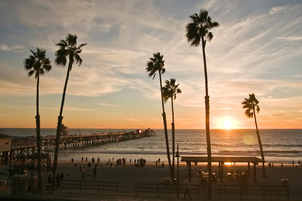 San Clemente Pier Train Station