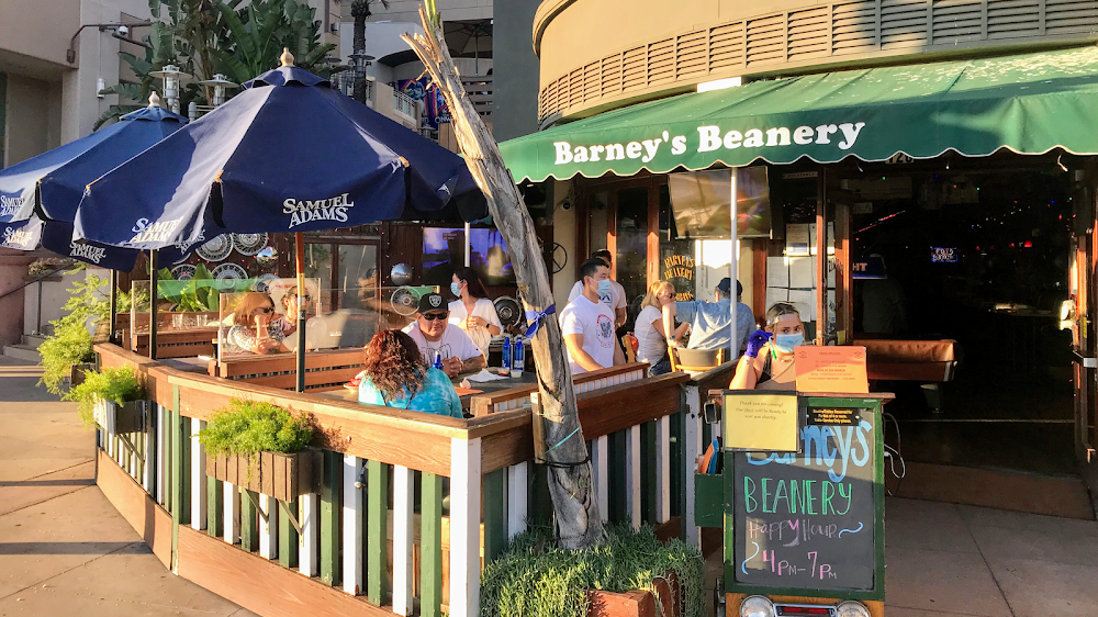 Barney's Beanery restaurant