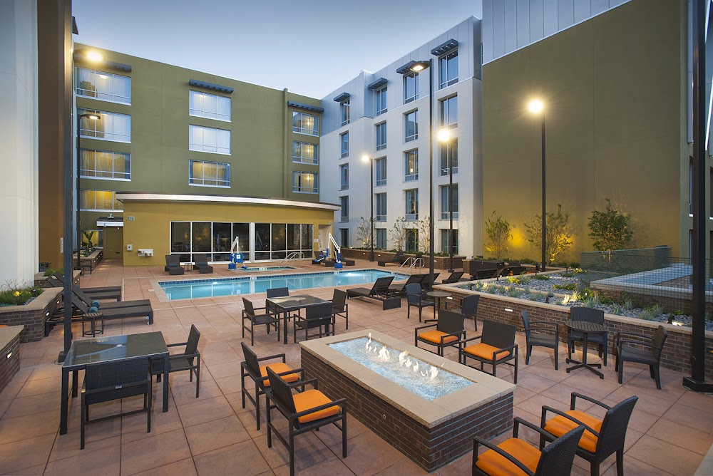 Hilton Garden Inn Burbank Downtown