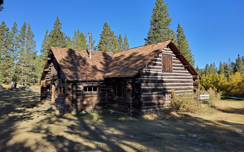 Mammoth Museum at the Hayden Cabin