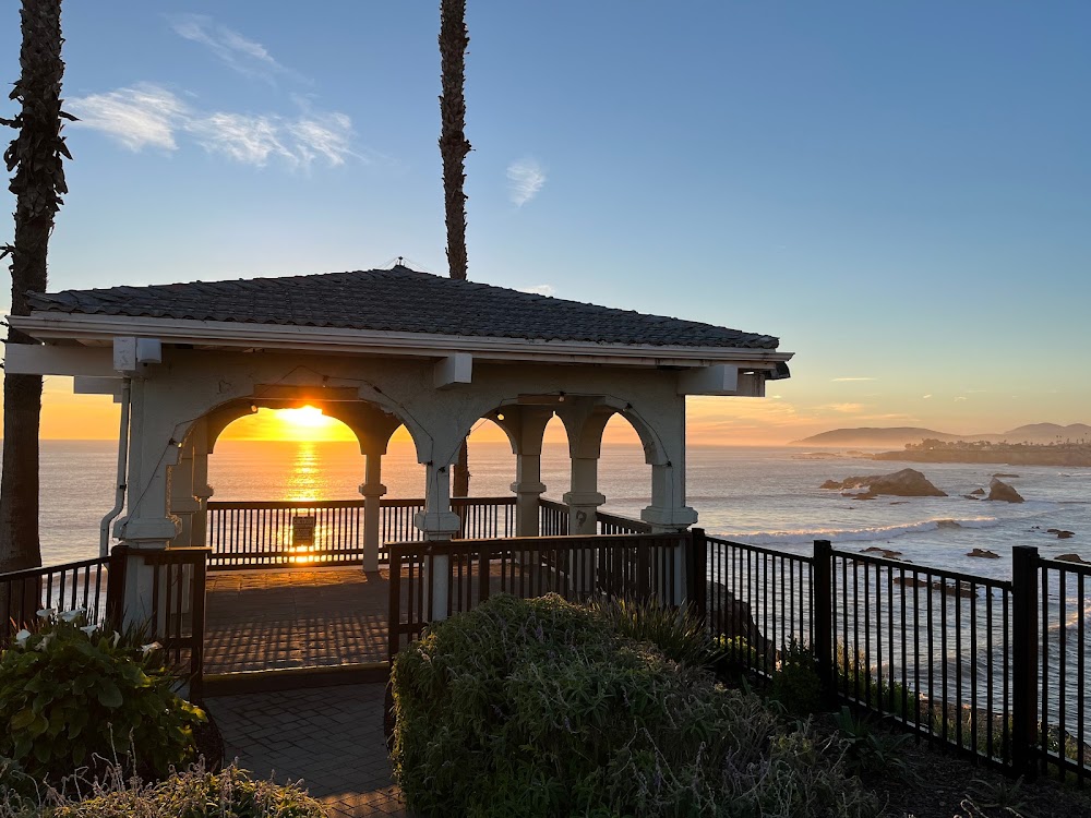 Pismo Lighthouse Suites