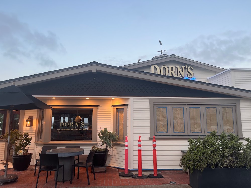 Dorn's Breakers Cafe