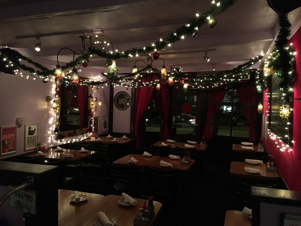 Maxie's Supper Club & Oyster Bar