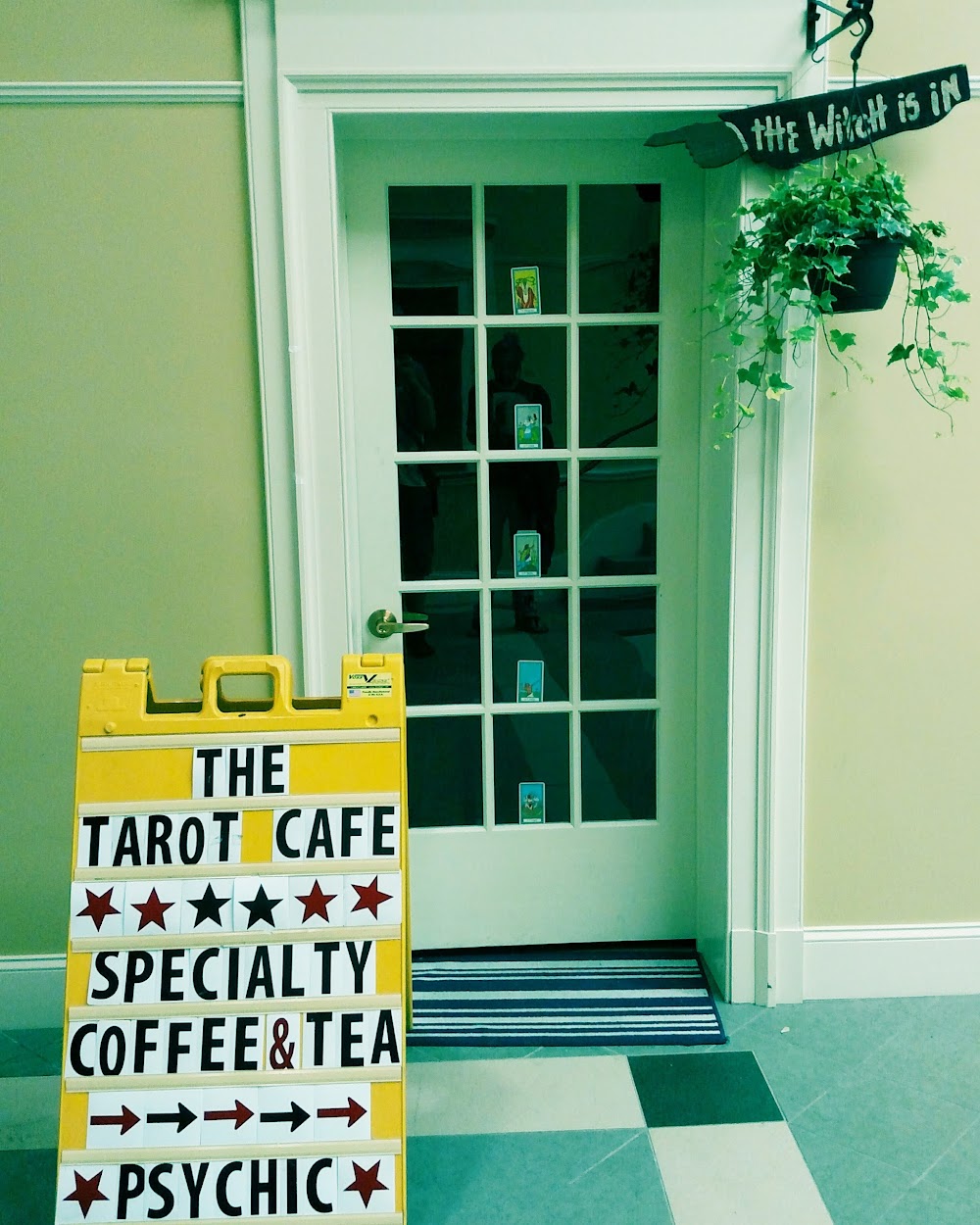 The Tarot Cafe