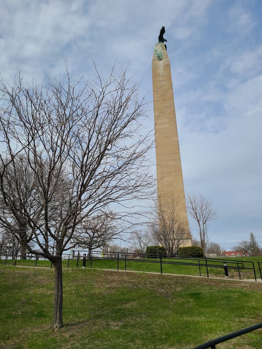 MacDonough Monument