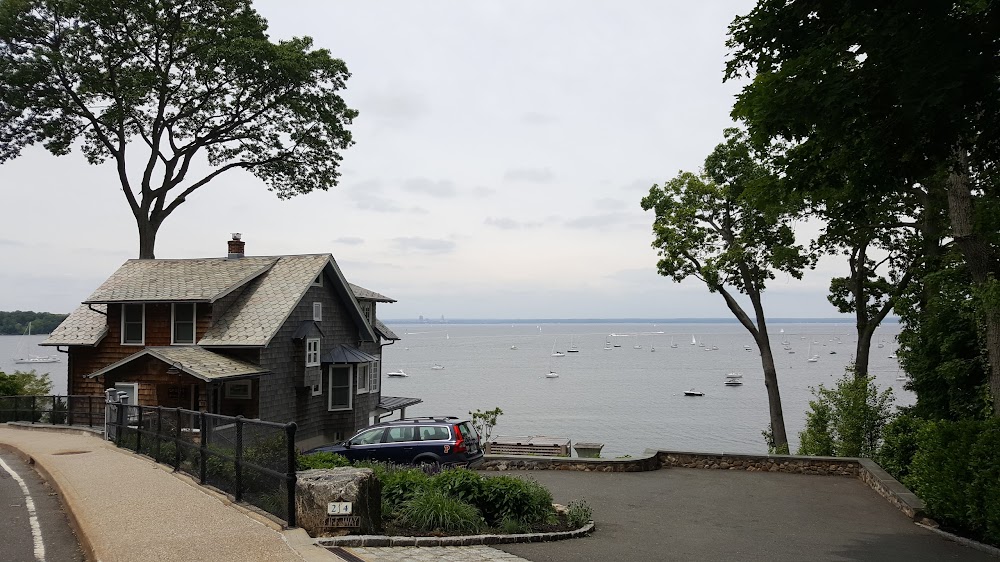 Sea Cliff Beach