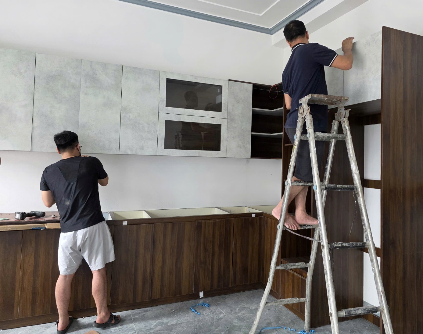 Mua nội thất cũ: Tiết kiệm chi phí nhưng cần tính toán kỹ- Ảnh 1.
