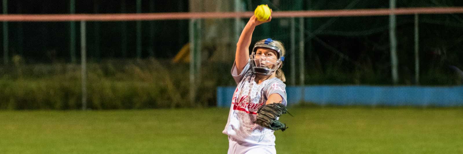 IMG softball pitcher