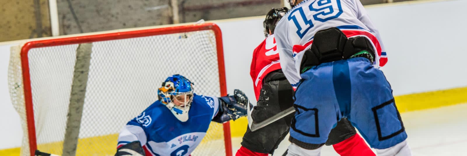 Men’s College Hockey Scholarships How to Get a Hockey Scholarship