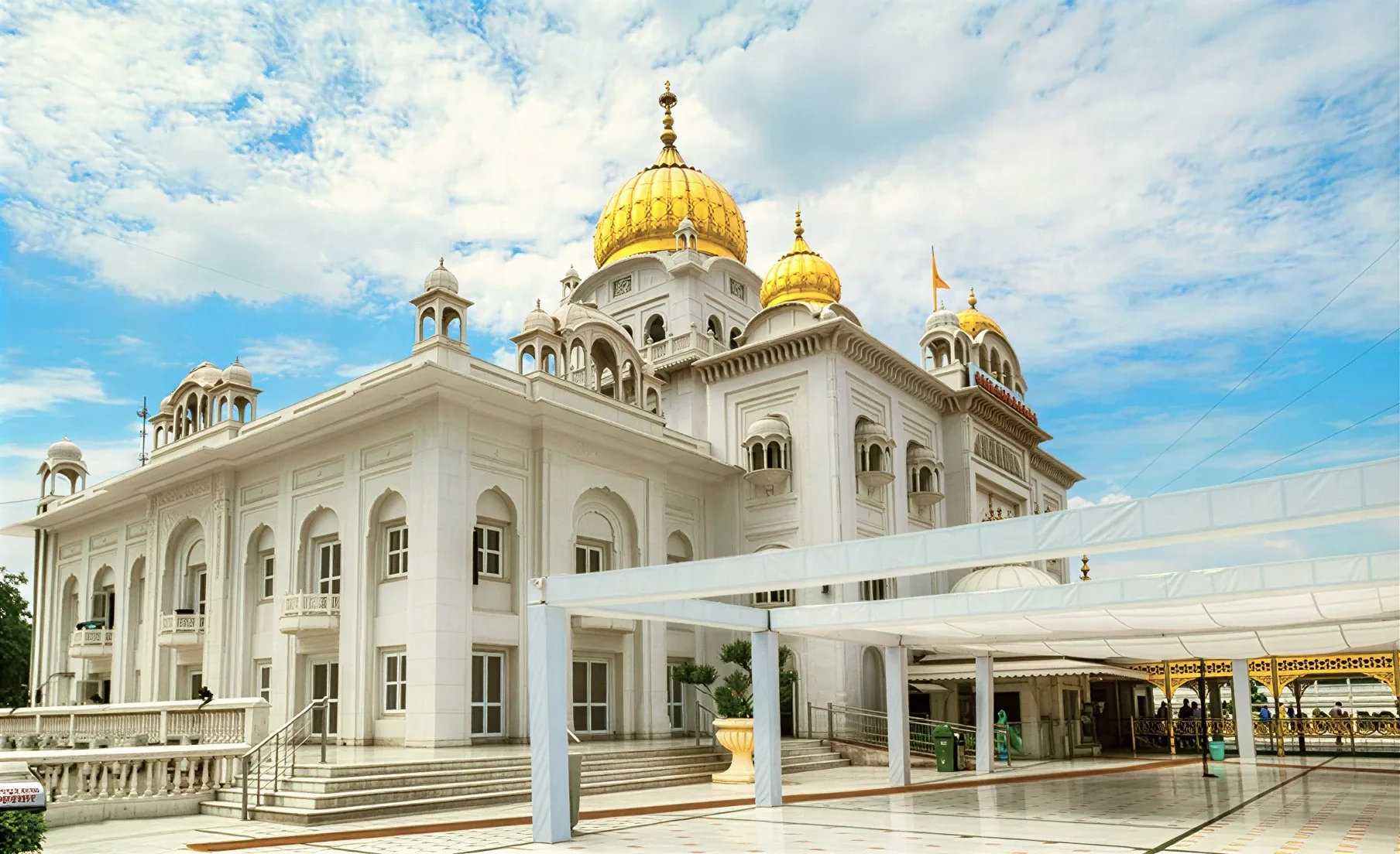 Gurudwara Bangla Sahib Sarovar