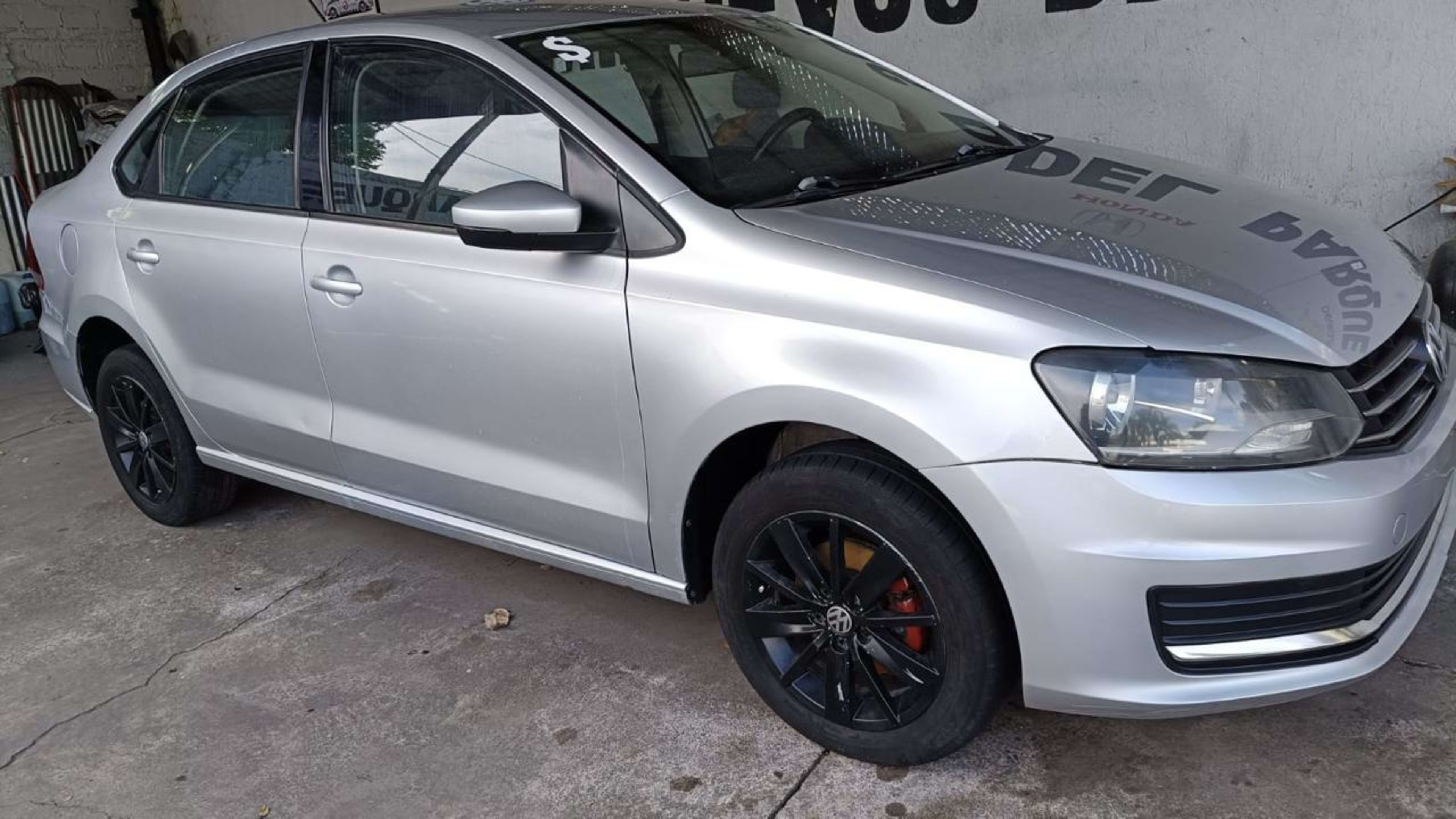 2018 Volkswagen Vento Plata