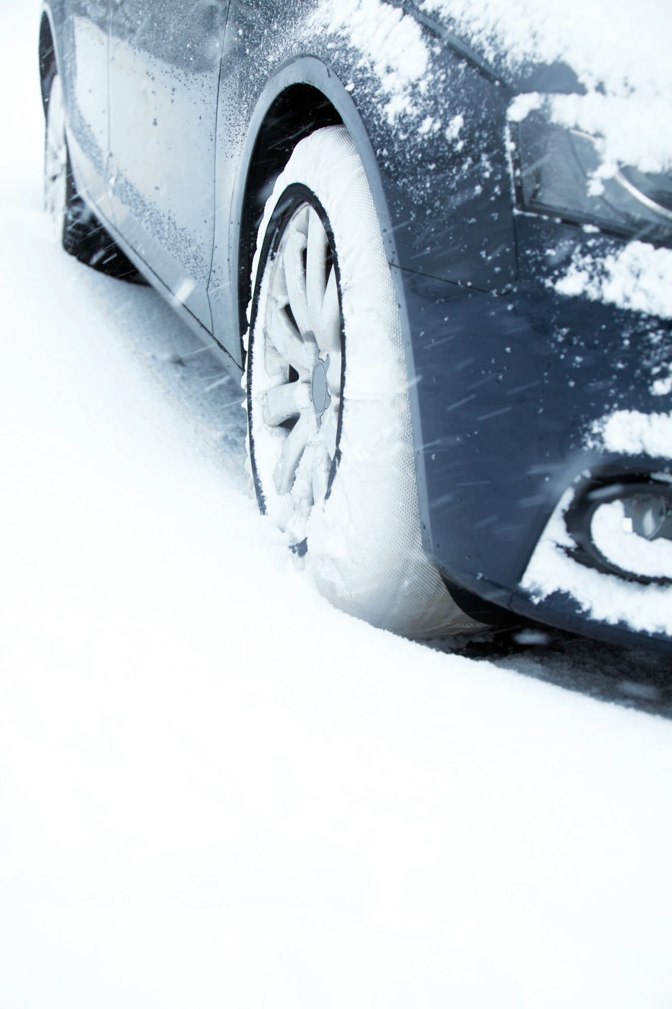 iStock-187084232-chaussettes neige.jpg