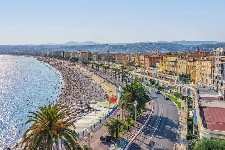 Nice-Promenade-des-Anglais.webp