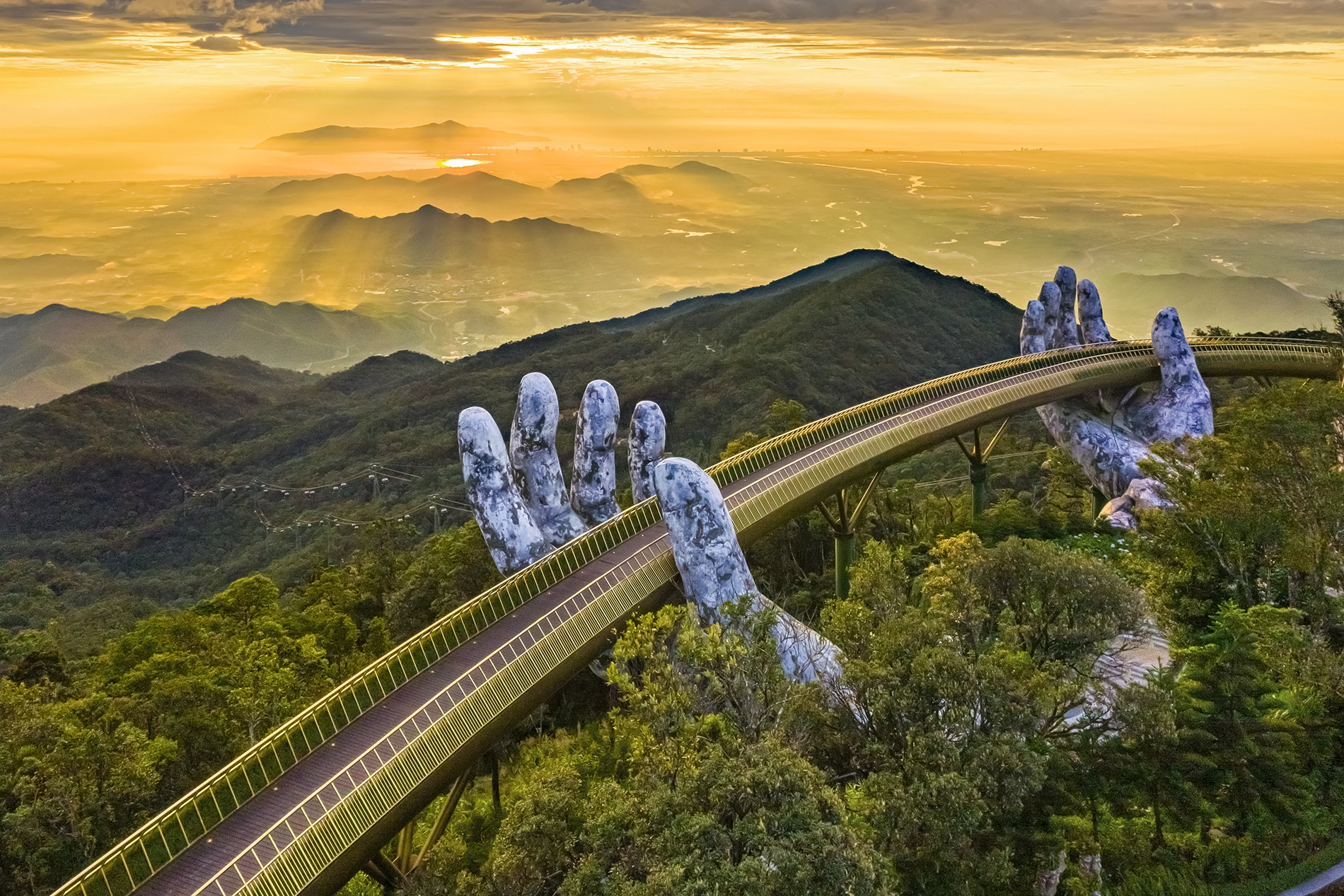 Ba Na Hills - Golden Bridge