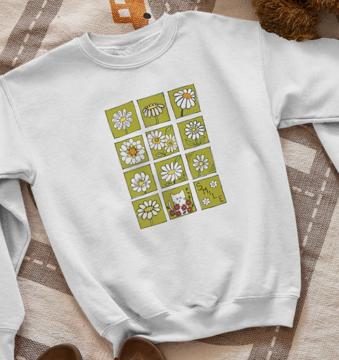 Cute kitty and white flowers Sweatshirt