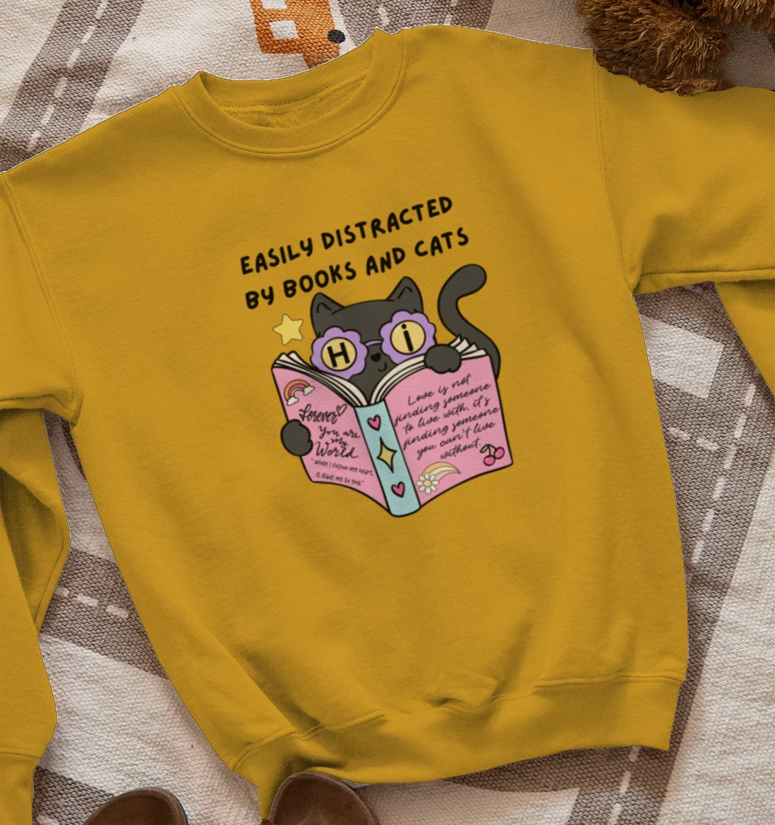 CATS AND BOOKS LOVER Sweatshirt