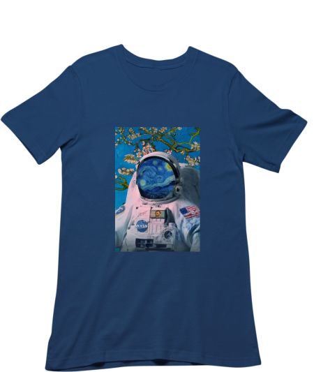 Starry night astronaut Classic T-Shirt