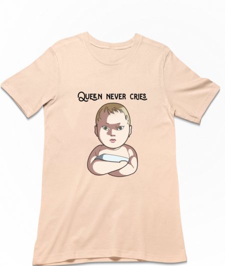 Queen never cry Regular T-Shirt