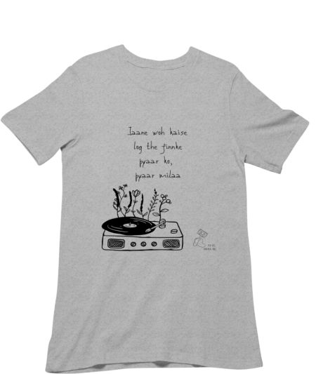 Pyaar Regular T-Shirt