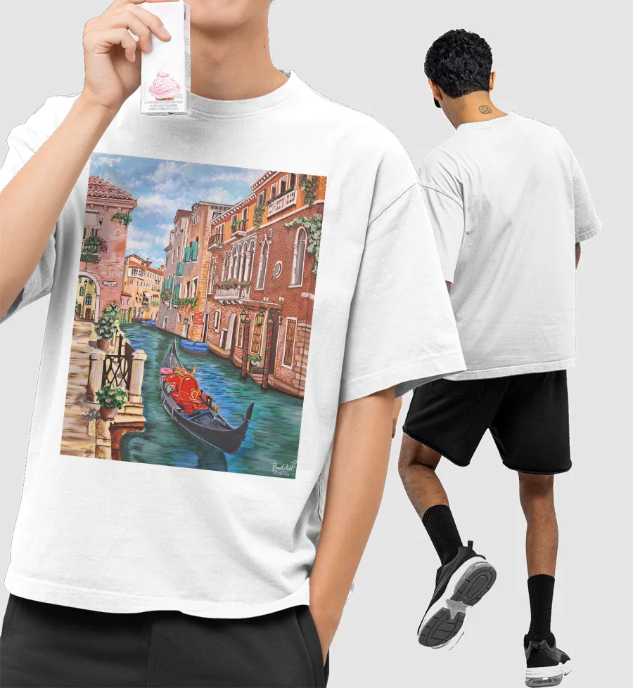 Venice - the romantic city  Front-Printed Oversized T-Shirt