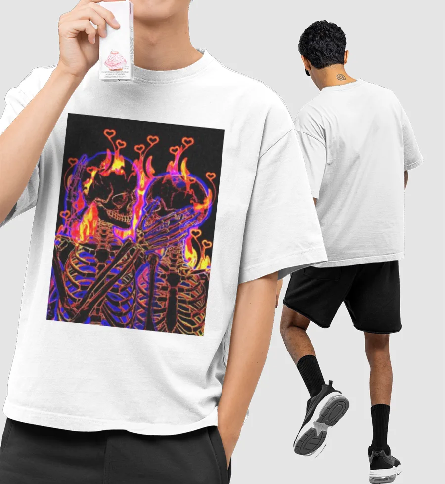 PEOPLE IN LOVE - SKULL ART Front-Printed Oversized T-Shirt