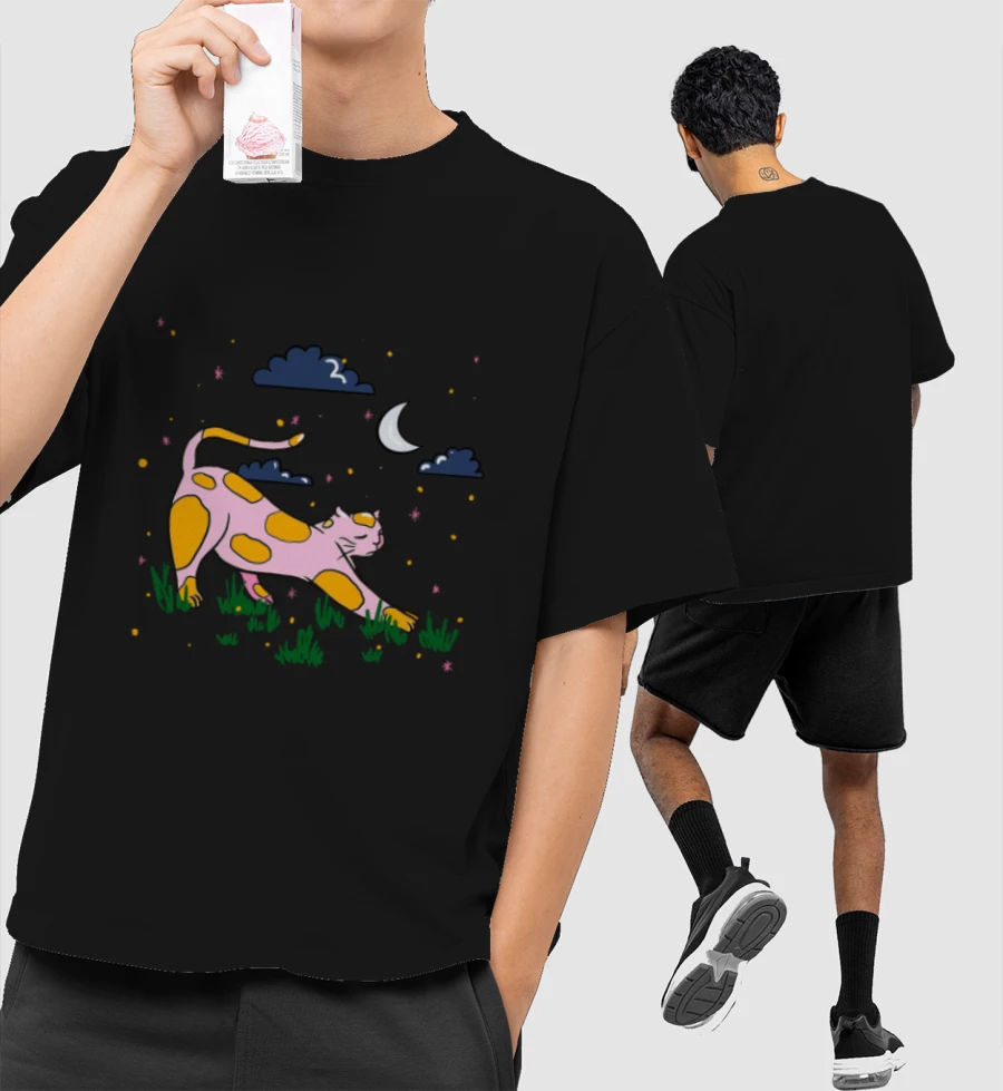 Nine Lives To Live Front-Printed Oversized T-Shirt