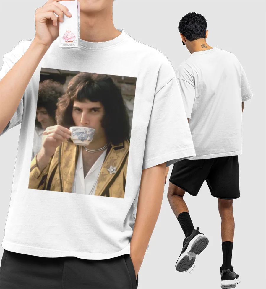 Freddie Mercury, Tea break tee Front-Printed Oversized T-Shirt