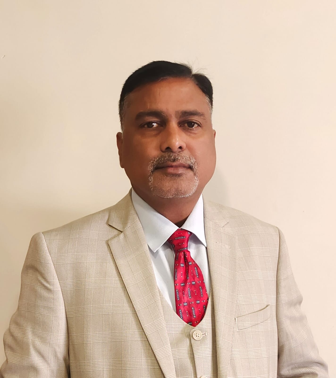Shri Rajendra Maraskolhe, Headmaster