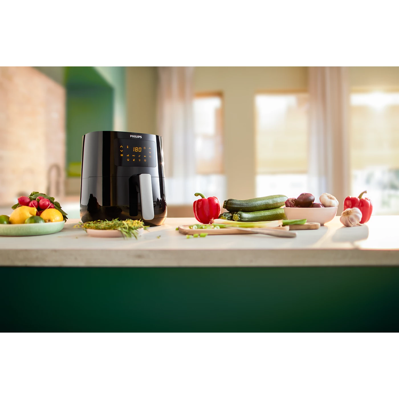 PHILIPS Airfryer HD9252 Rapid Air Technology With 4.1L And 1400w - Thumbnail 4