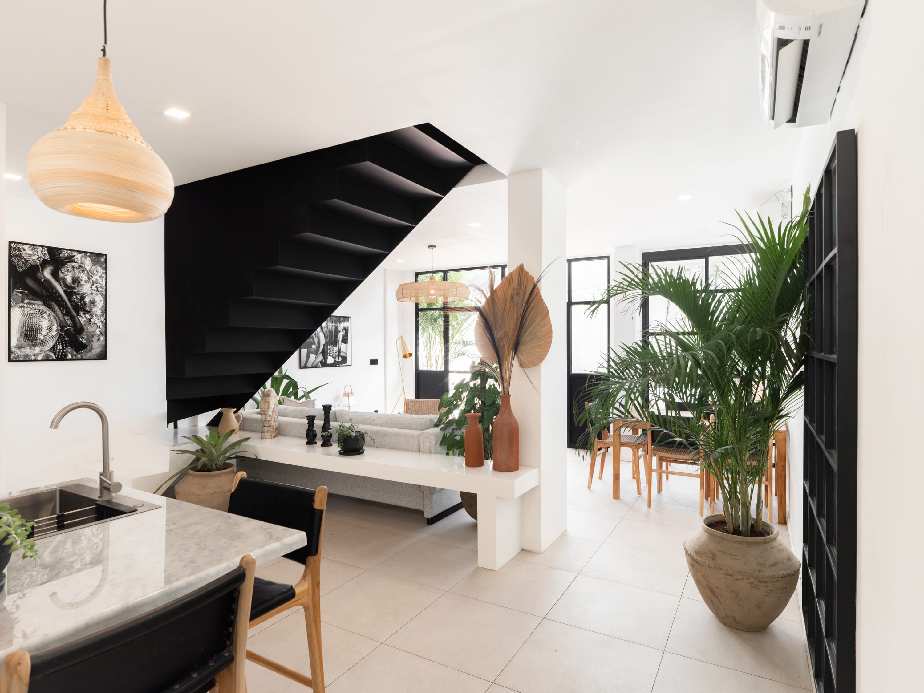 2 bedroom Duplex Suite — photo 4