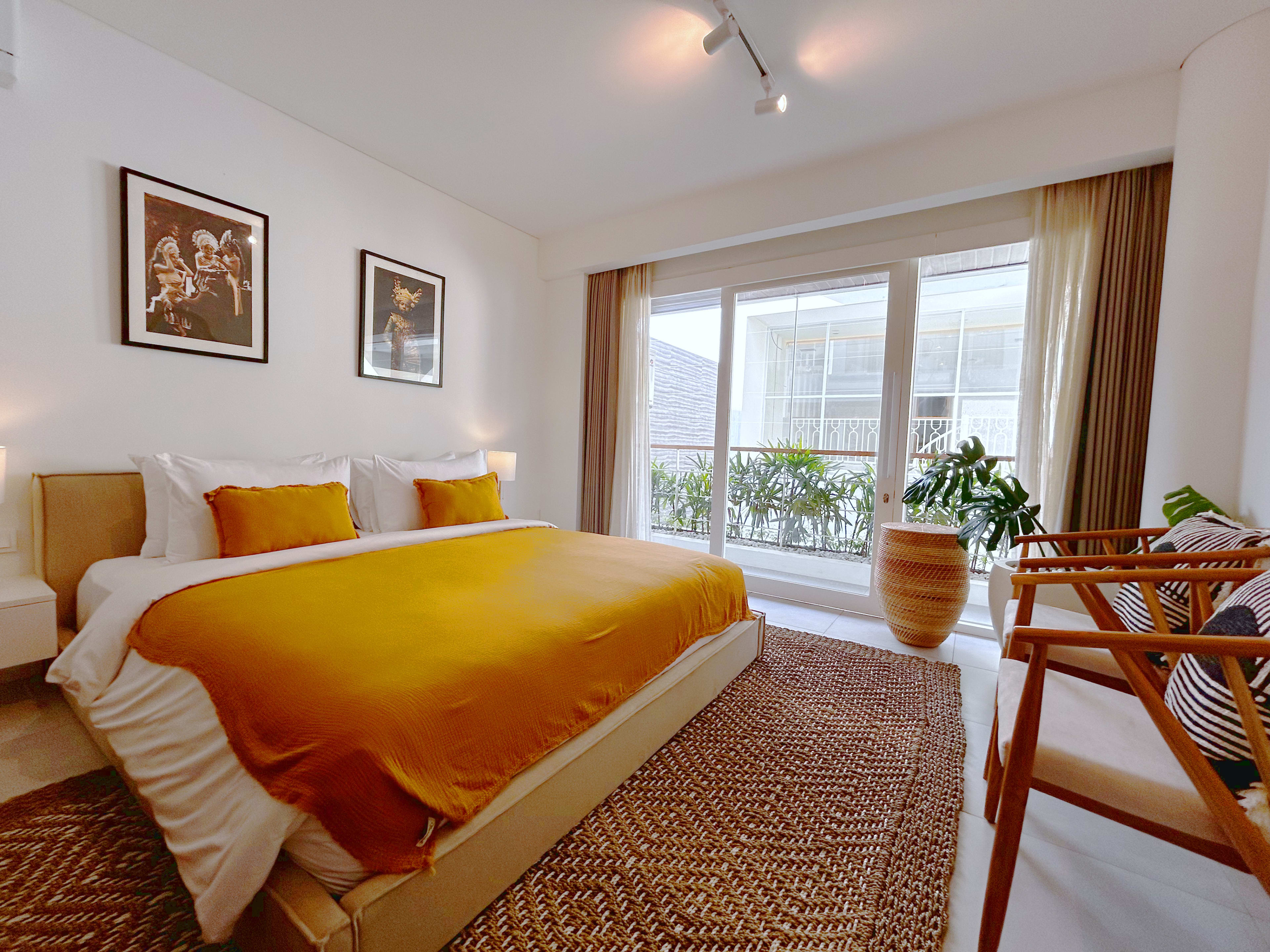 2 Bedroom Sky Pool Penthouse — photo 2