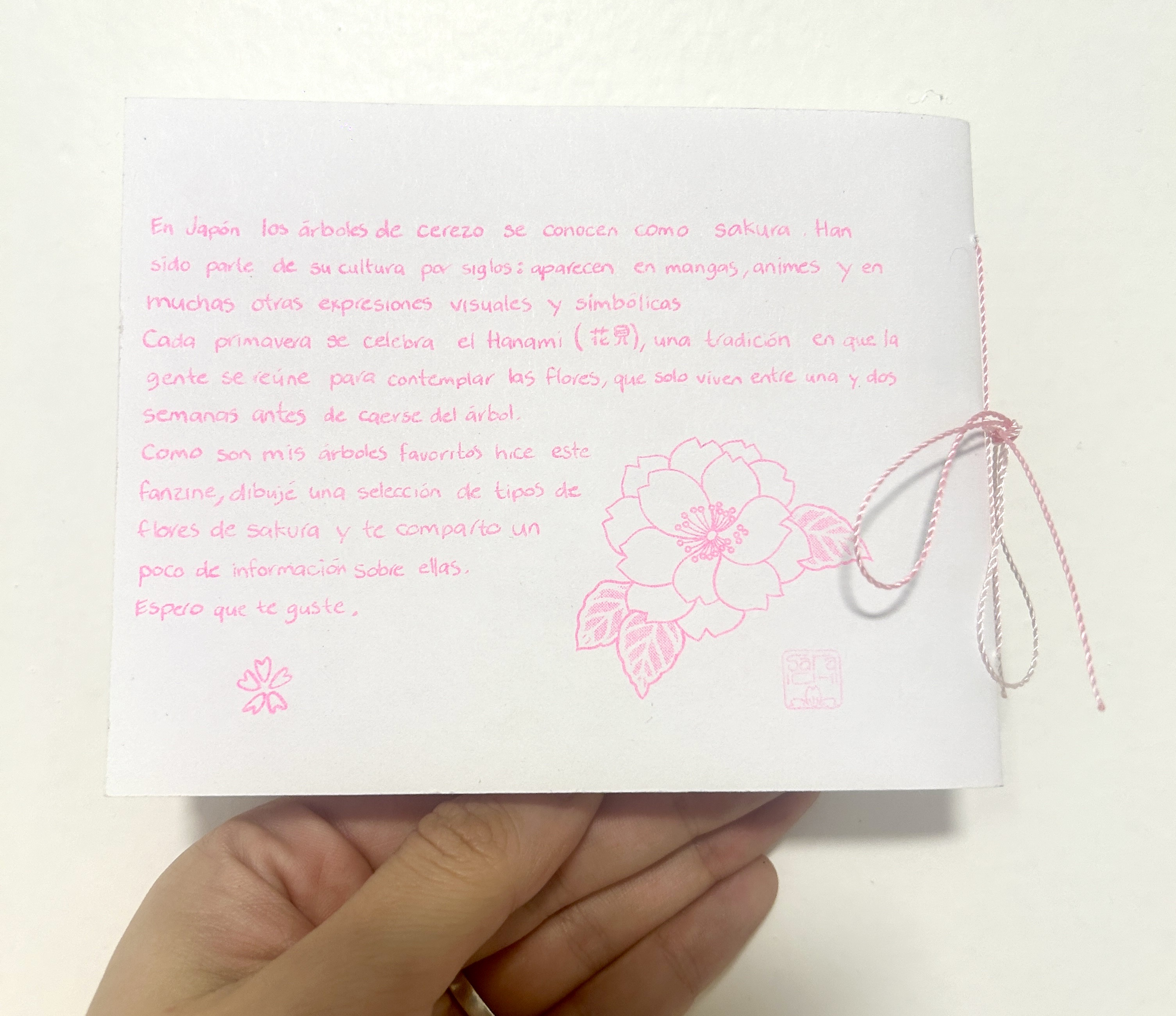Fanzine "Hanami , Una selección de flores de sakura” — vista 4