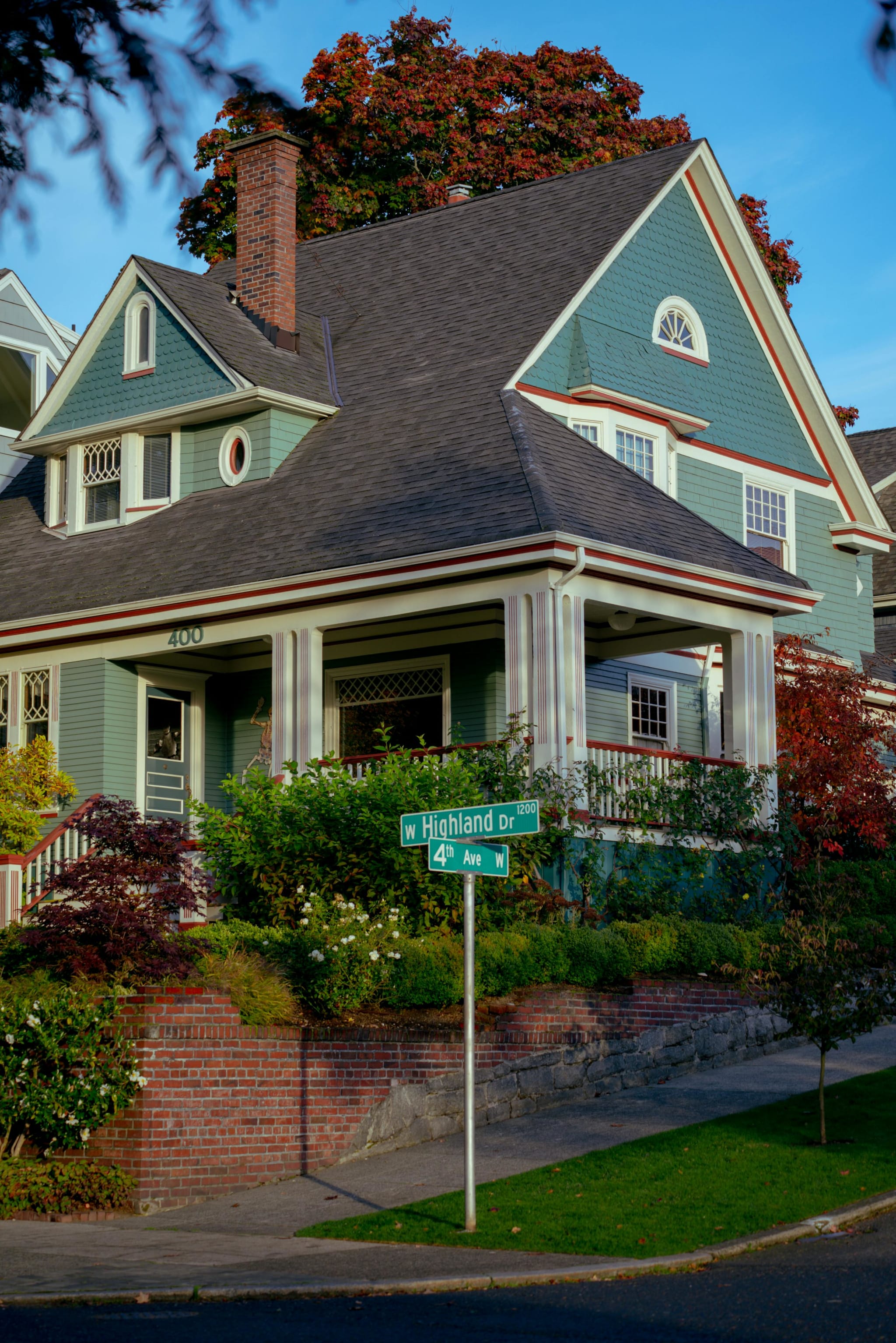 Residential multifamily property exterior