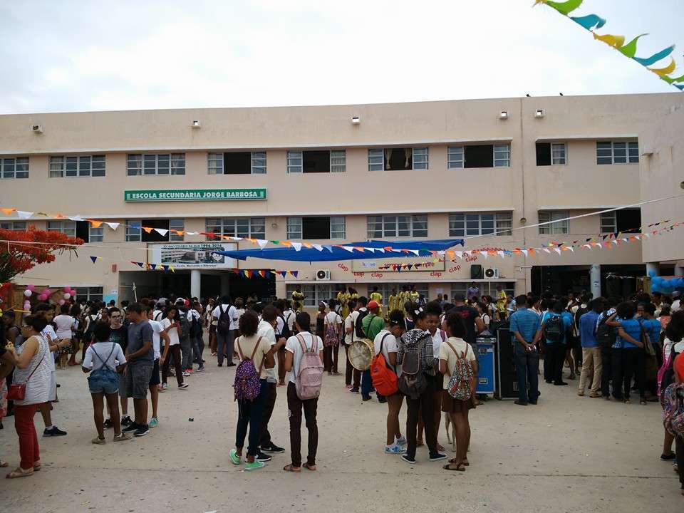 fotos de um evento na escola