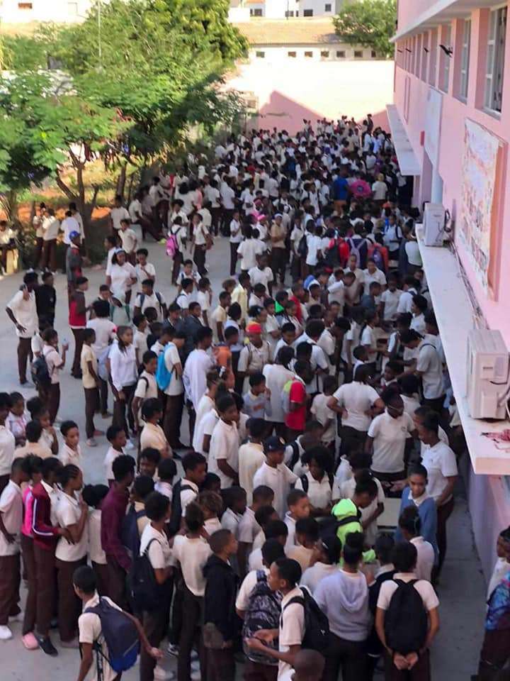 fotos de um evento na escola