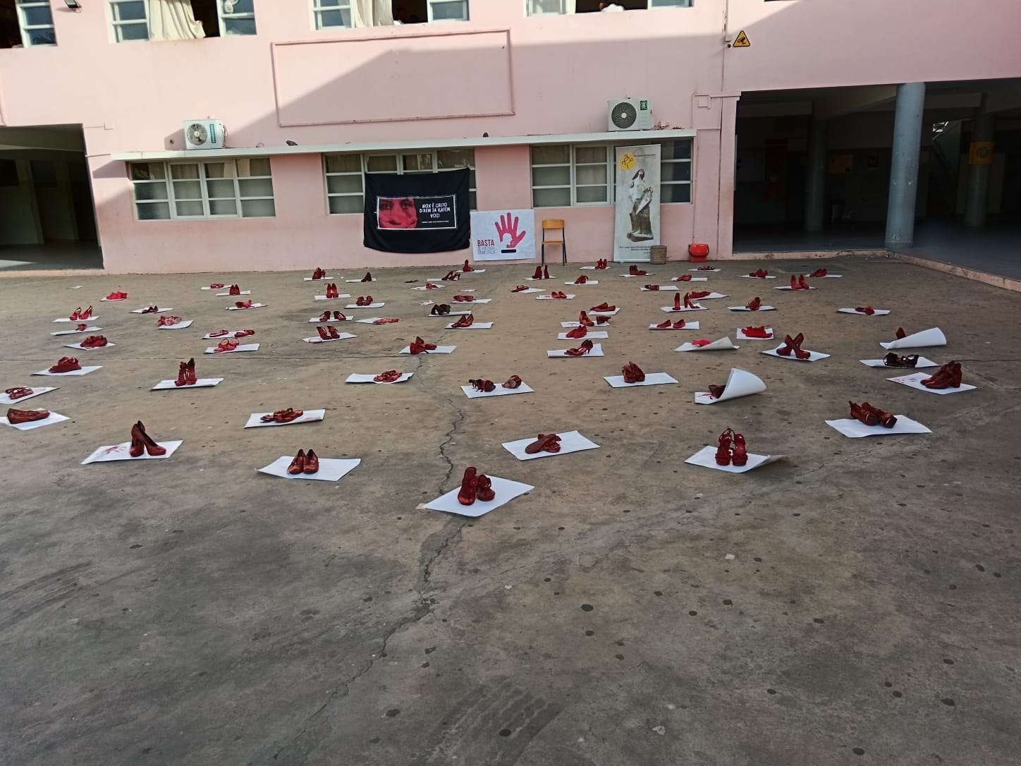 fotos de um evento na escola