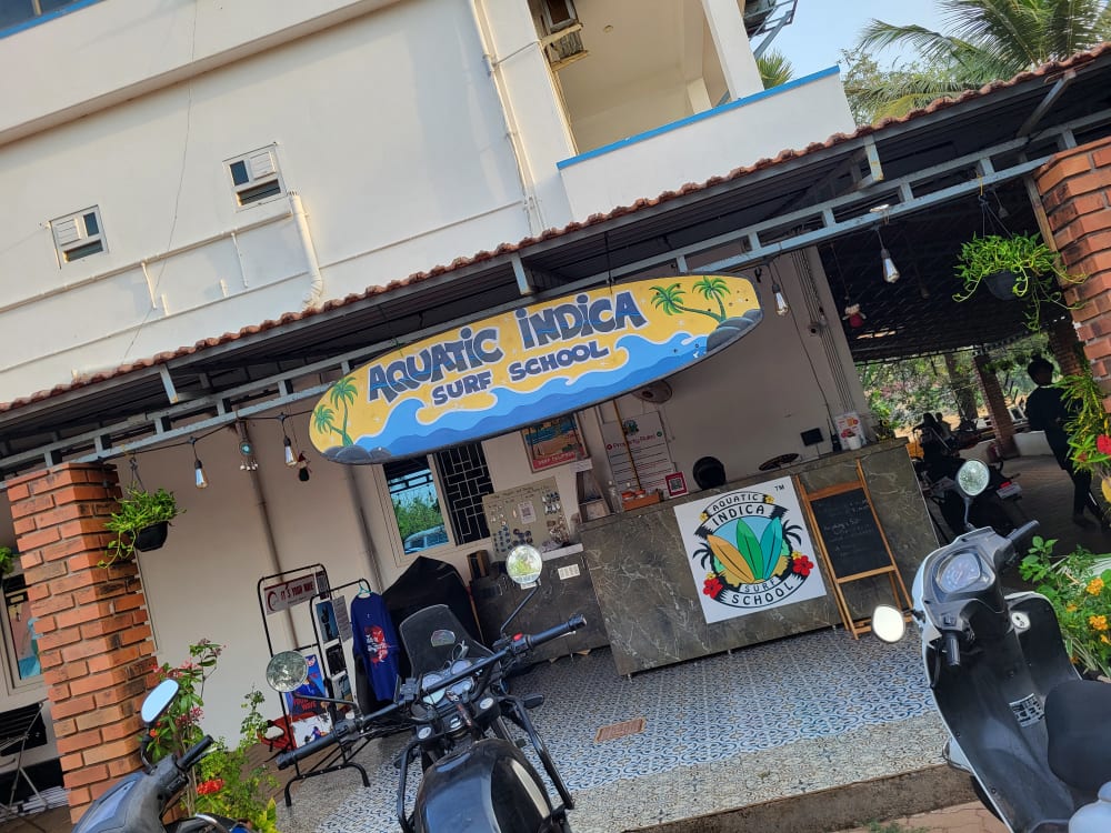 Surf School Front