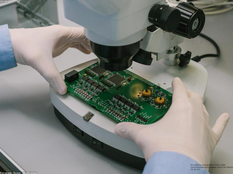 Binocular Laboratory Microscope