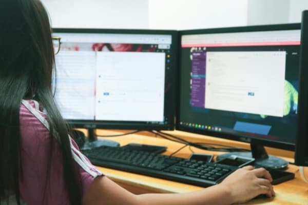 How Online Learning is Transforming Education Across Borders