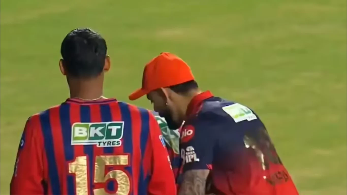 Tiwari Tries Touching Kohli's Feet