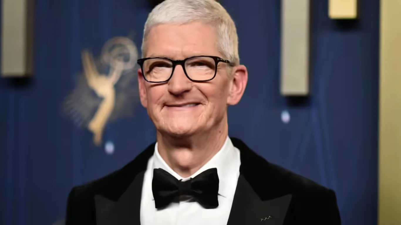 Tim Cook to Step Down as Apple CEO: Inside Apple’s Biggest Leadership Transition in Years