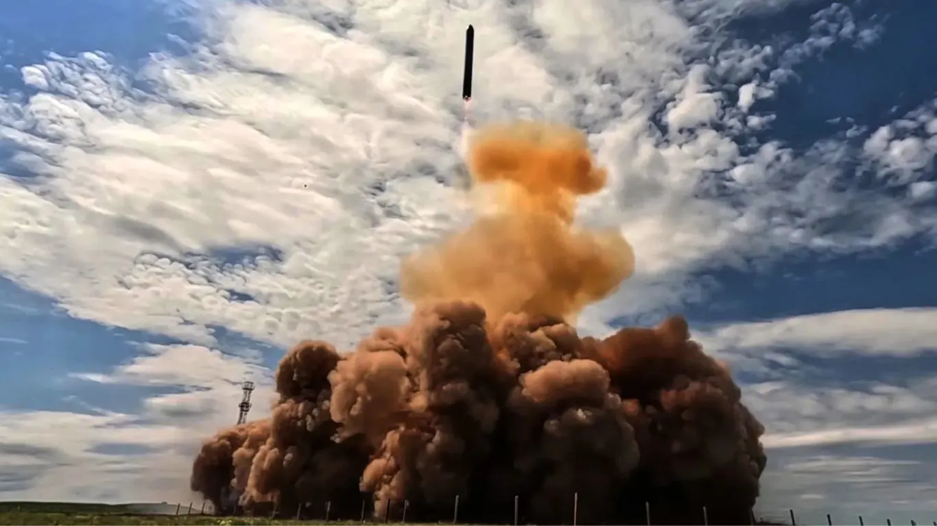 Russia's Sarmat Missile Test: Putin Just Showed the World Its Most Feared Nuclear Weapon
